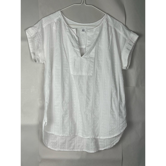 GAP Tops - Women's GAP White Textured Cotton Short Sleeve Blouse Top XS